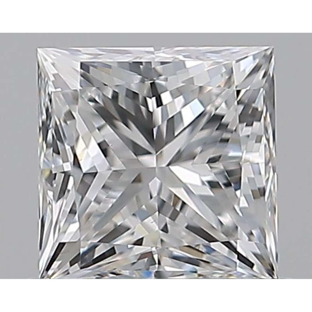 Certified Diamond GIA Carats 0.7 Color E Clarity VS1  -  EX  VG Fluorescence NON Brown No Green No Milky No EyeClean 100%
