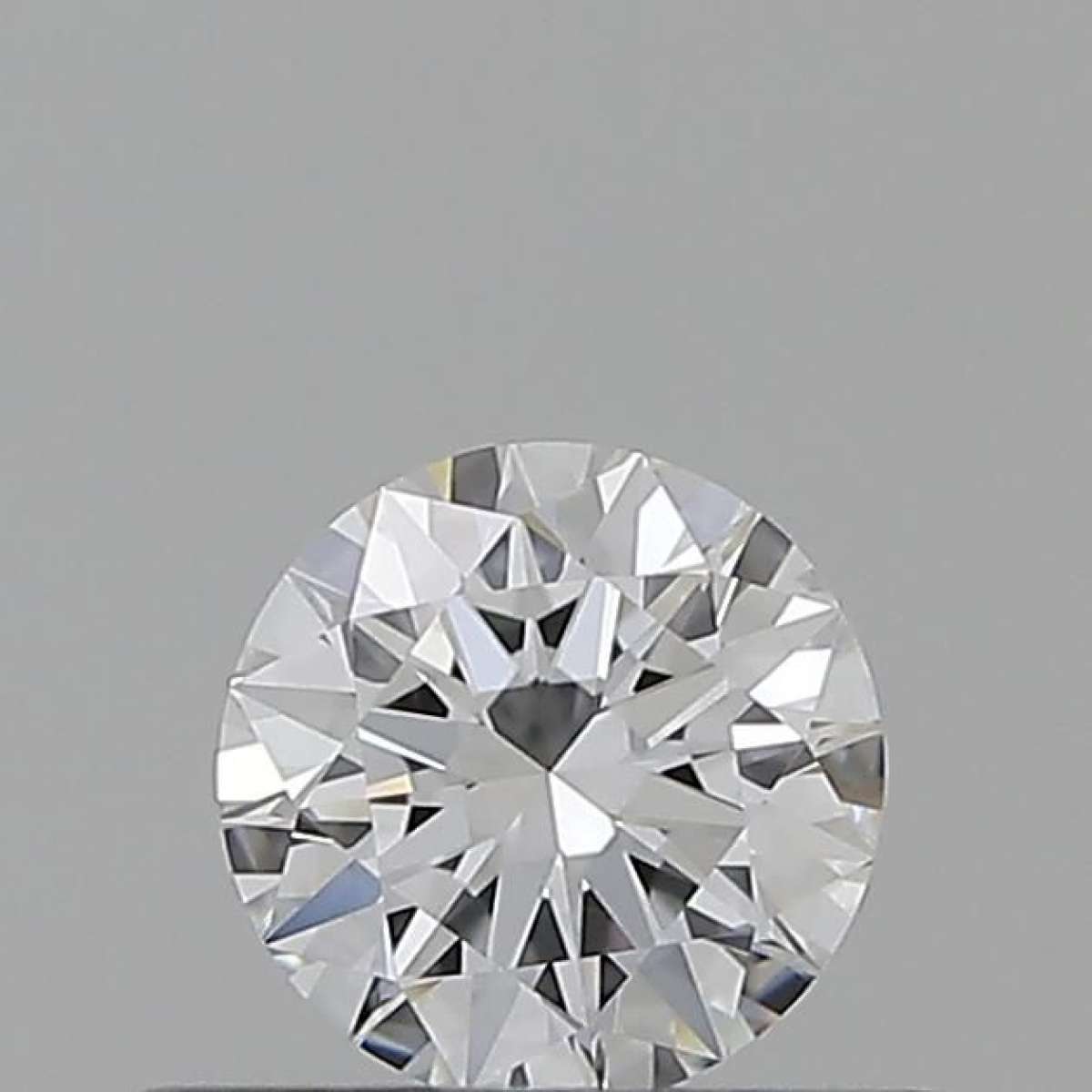 Diamante Certificato GIA Carati 0.38 Colore D Purezza VVS1 EX EX EX Fluorescenza NON Brown No Green No Milky No EyeClean 100% Diamante Certificato GIA Carati 0.38 Colore D Purezza VVS1 EX EX EX Fluorescenza NON Brown No Green No Milky No EyeClean 100%
