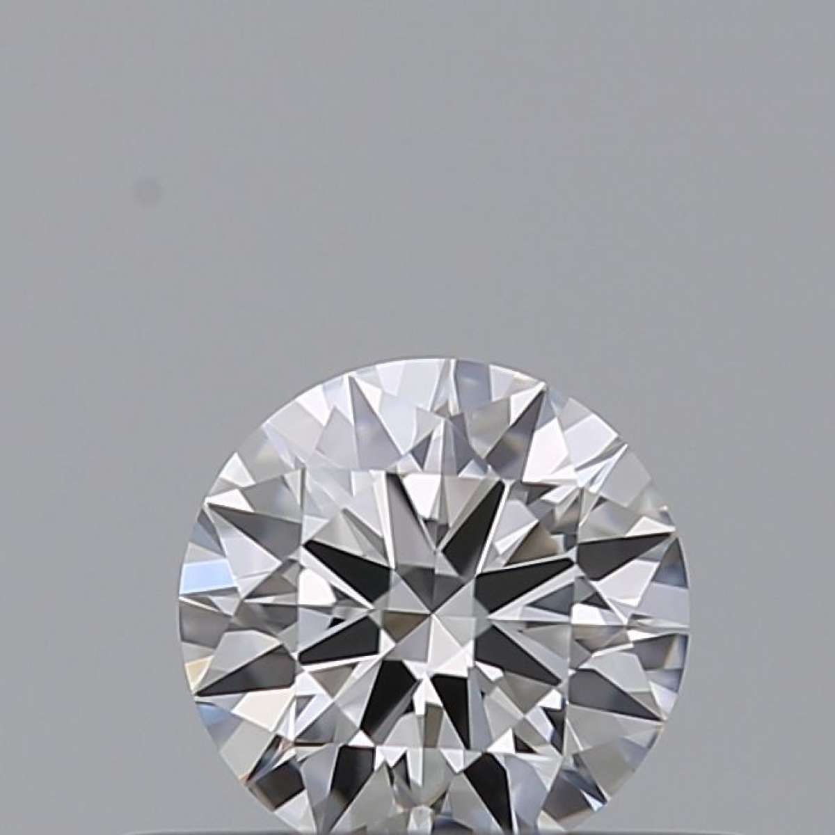 Diamante Certificato GIA Carati 0.32 Colore D Purezza IF EX EX EX Fluorescenza NON Brown No Green No Milky No EyeClean 100% Diamante Certificato GIA Carati 0.32 Colore D Purezza IF EX EX EX Fluorescenza NON Brown No Green No Milky No EyeClean 100%