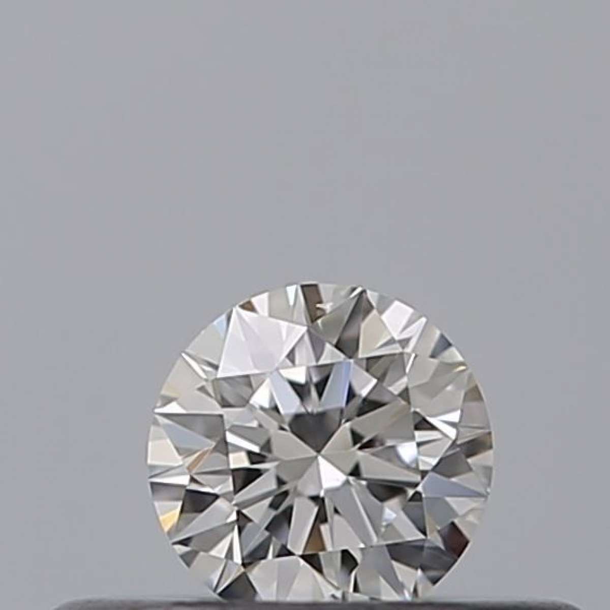 Diamante Certificato GIA Carati 0.18 Colore D Purezza SI1 EX EX EX Fluorescenza NON Brown No Green No Milky No EyeClean 100% Diamante Certificato GIA Carati 0.18 Colore D Purezza SI1 EX EX EX Fluorescenza NON Brown No Green No Milky No EyeClean 100%