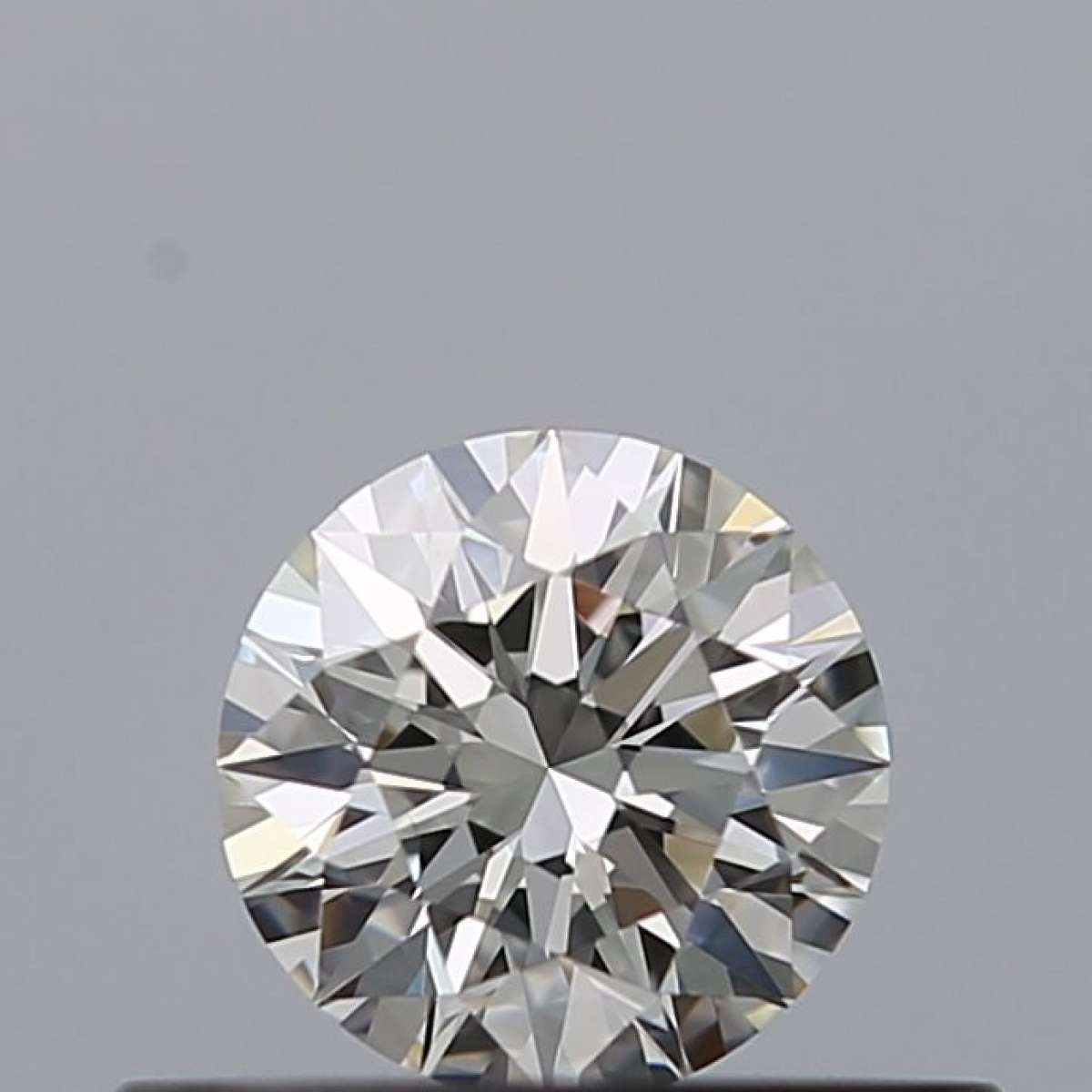Certified Diamond IGI Carats 0.33 Color F Clarity IF  EX  EX  EX Fluorescence NON Brown No Milky No EyeClean 100%