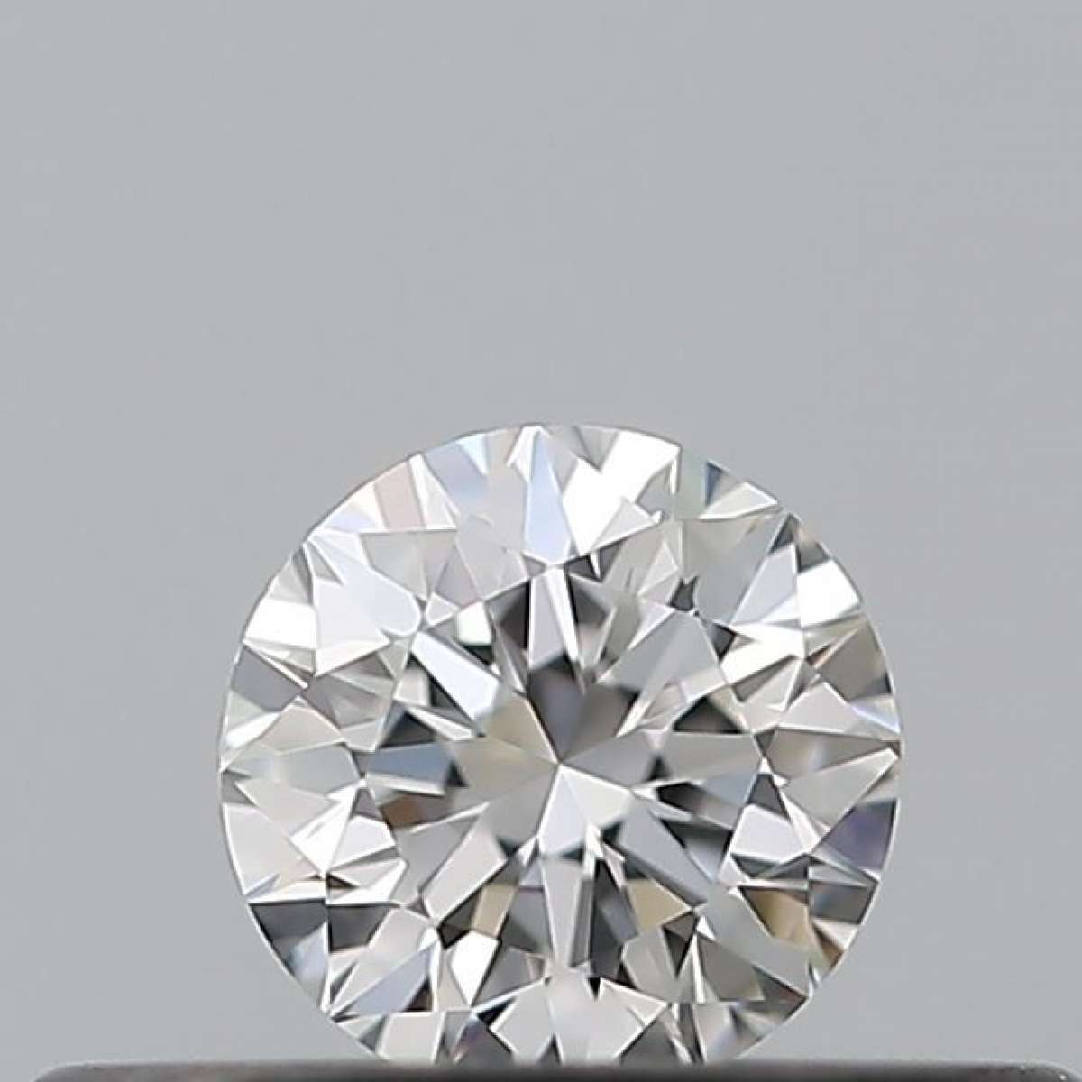 Certified Diamond IGI Carats 0.18 Color E Clarity VVS1  VG  EX  EX Fluorescence NON Brown No Green No Milky No EyeClean 100%
