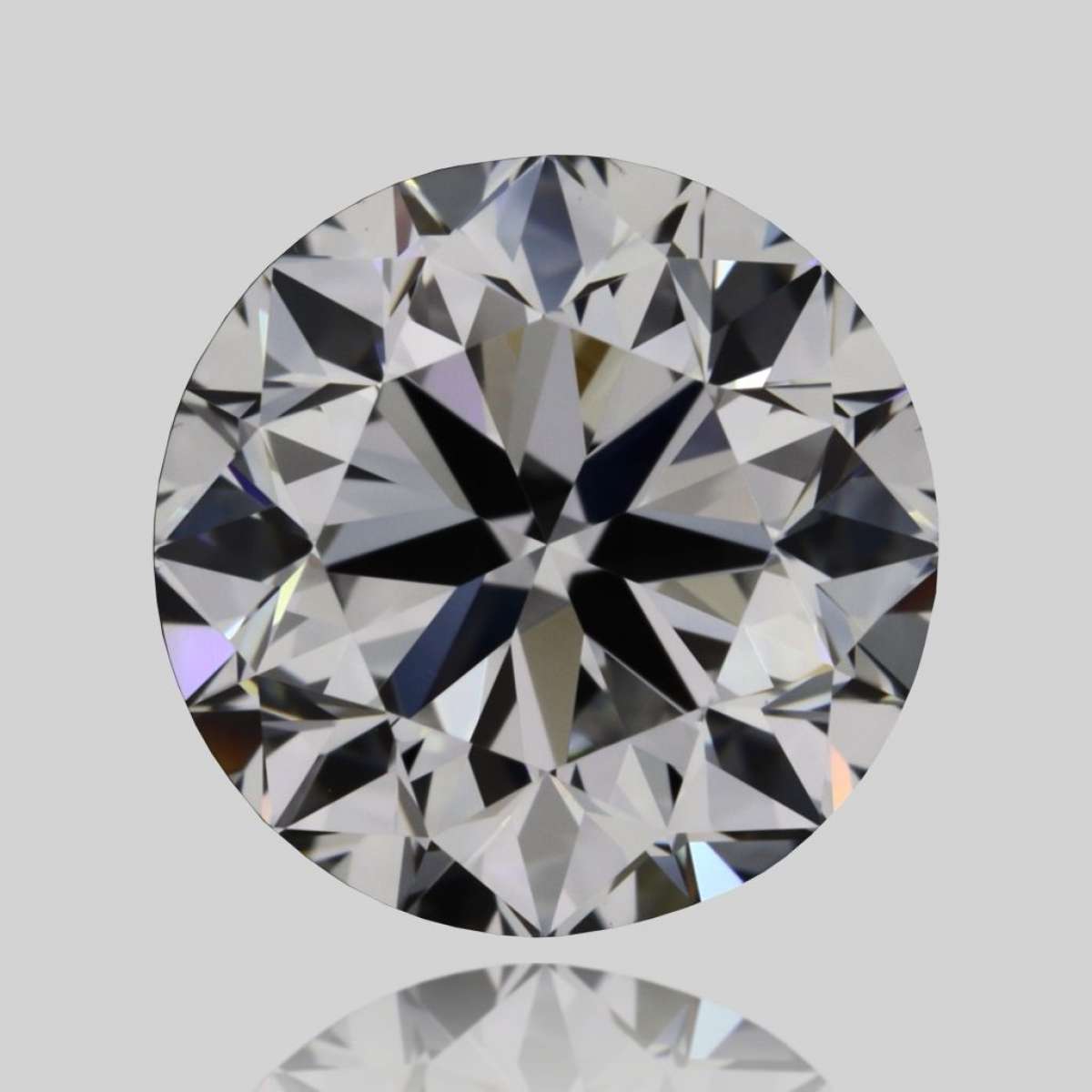 Certified Diamond GIA Carats 0.85 Color D Clarity VVS1 VG EX VG Fluorescence NON Brown No Green No Milky No EyeClean 100% Certified Diamond GIA Carats 0.85 Color D Clarity VVS1 VG EX VG Fluorescence NON Brown No Green No Milky No EyeClean 100%
