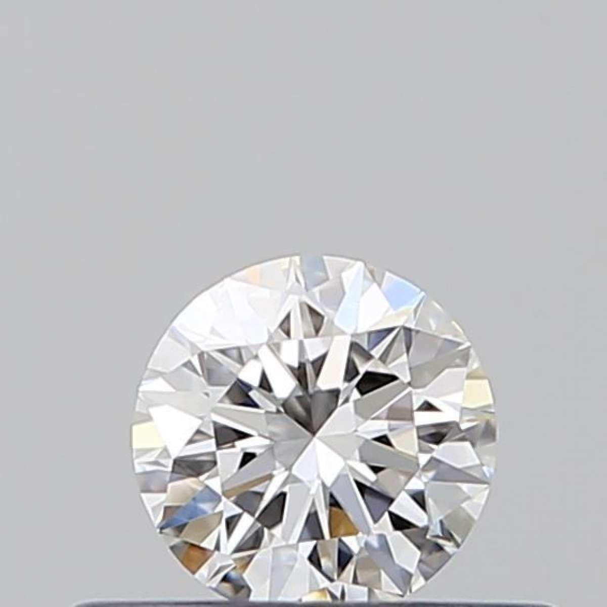 Certified Diamond GIA Carats 0.31 Color E Clarity VS1  EX  EX  EX Fluorescence NON Brown No Green No Milky No EyeClean 100%