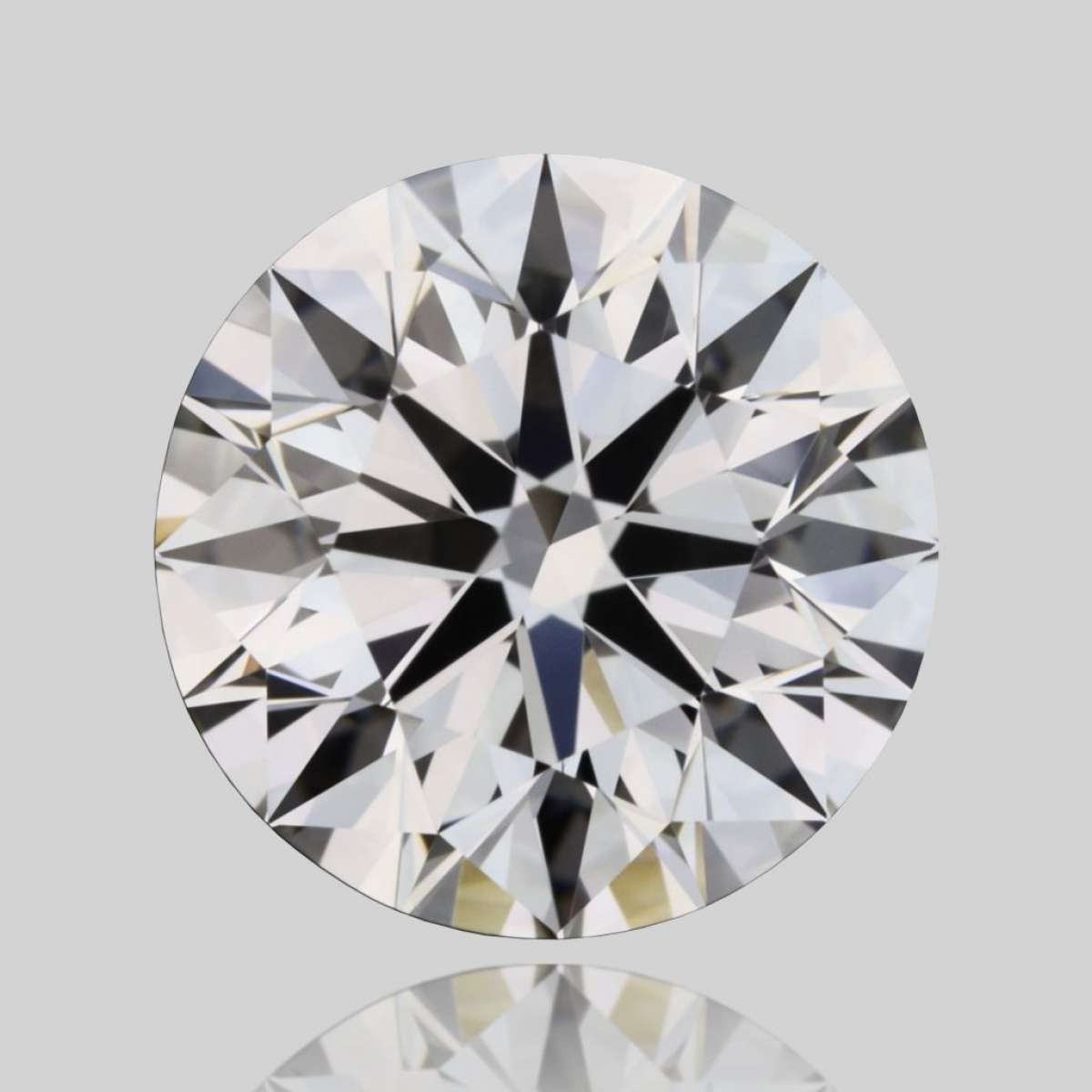 Certified Diamond IGI Carats 0.9 Color E Clarity VVS1  EX  EX  EX Fluorescence NON Brown No Green No Milky No EyeClean 100%