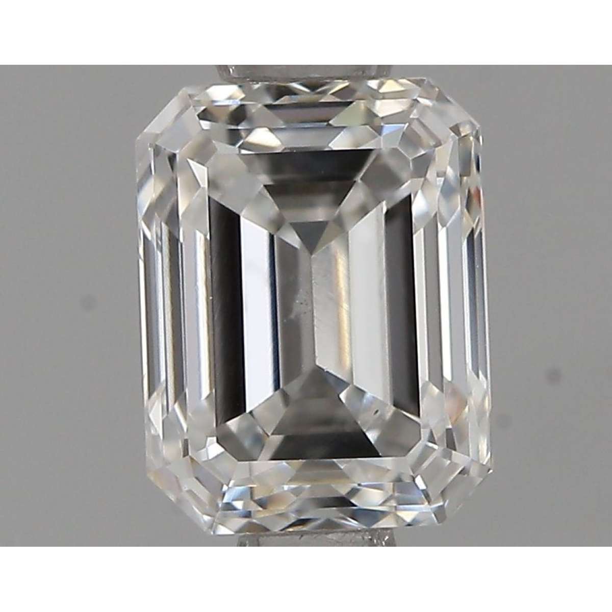 Certified Diamond IGI Carats 1.03 Color E Clarity SI1 - VG VG Fluorescence NON Brown No Green No Milky No EyeClean 100% Certified Diamond IGI Carats 1.03 Color E Clarity SI1 - VG VG Fluorescence NON Brown No Green No Milky No EyeClean 100%