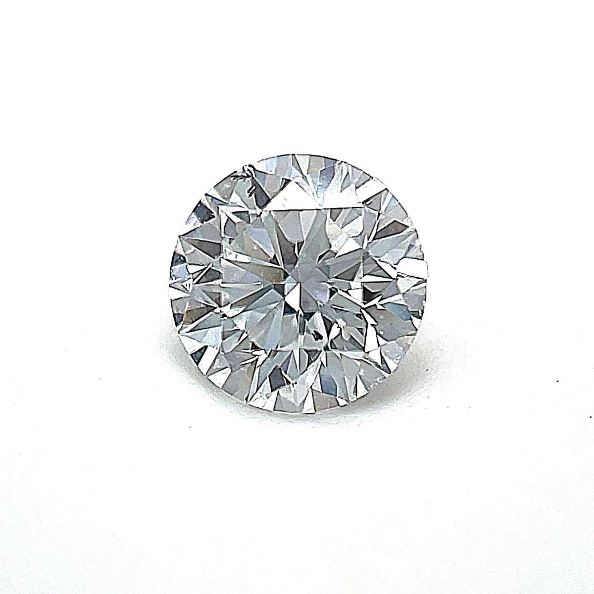 Certified Diamond GIA Carats 0.65 Color E Clarity SI1 EX EX EX Fluorescence NON Brown No Green No Milky No EyeClean 100% Certified Diamond GIA Carats 0.65 Color E Clarity SI1 EX EX EX Fluorescence NON Brown No Green No Milky No EyeClean 100%