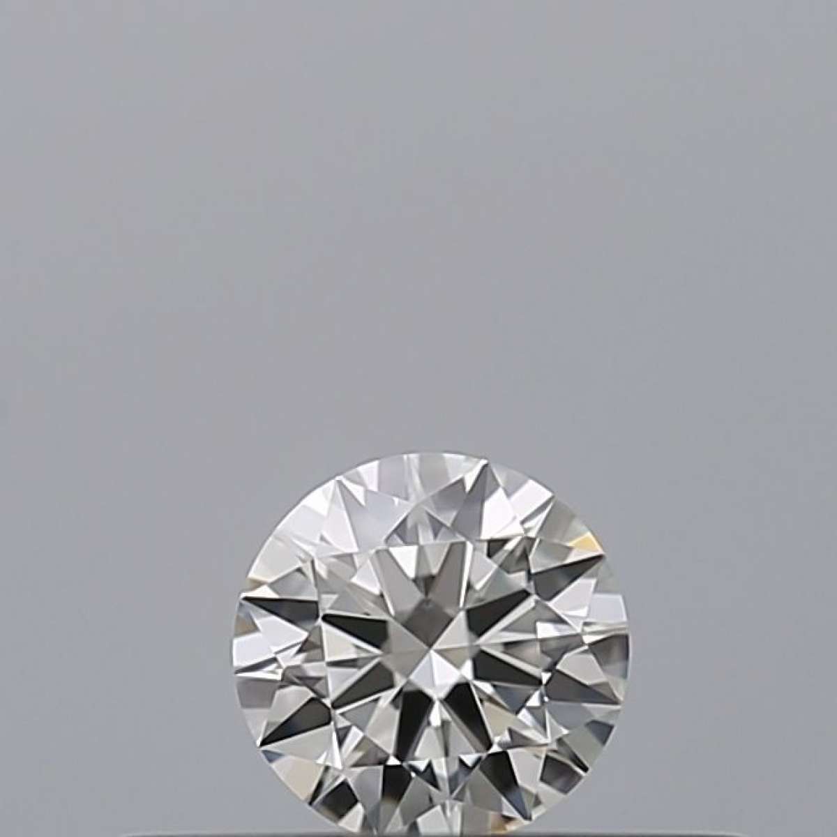 Diamante Certificato GIA Carati 0.18 Colore G Purezza VVS1  EX  EX  EX Fluorescenza FNT Brown No Milky No EyeClean 100%