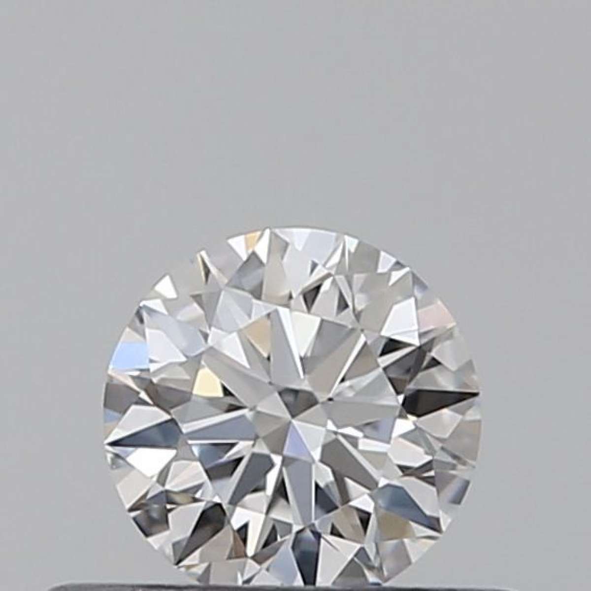 Certified Diamond GIA Carats 0.3 Color E Clarity VVS2  EX  EX  EX Fluorescence NON Brown No Green No Milky No EyeClean 100% Certified Diamond GIA Carats 0.3 Color E Clarity VVS2  EX  EX  EX Fluorescence NON Brown No Green No Milky No EyeClean 100%