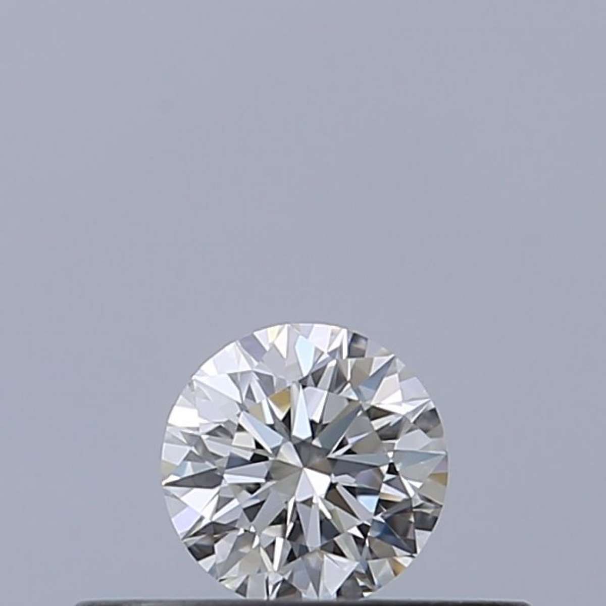 Certified Diamond IGI Carats 0.19 Color F Clarity VVS1  EX  EX  EX Fluorescence NON Brown No Milky No EyeClean 100%