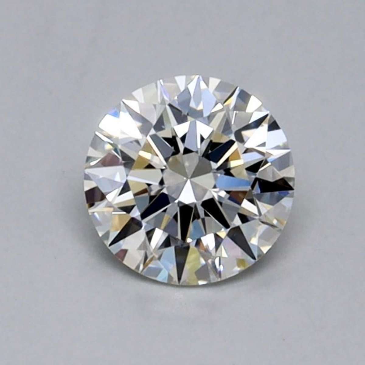 Certified Diamond GIA Carats 0.28 Color F Clarity VVS2 EX EX EX Fluorescence NON Brown No Green No Milky No EyeClean 100% Certified Diamond GIA Carats 0.28 Color F Clarity VVS2 EX EX EX Fluorescence NON Brown No Green No Milky No EyeClean 100%