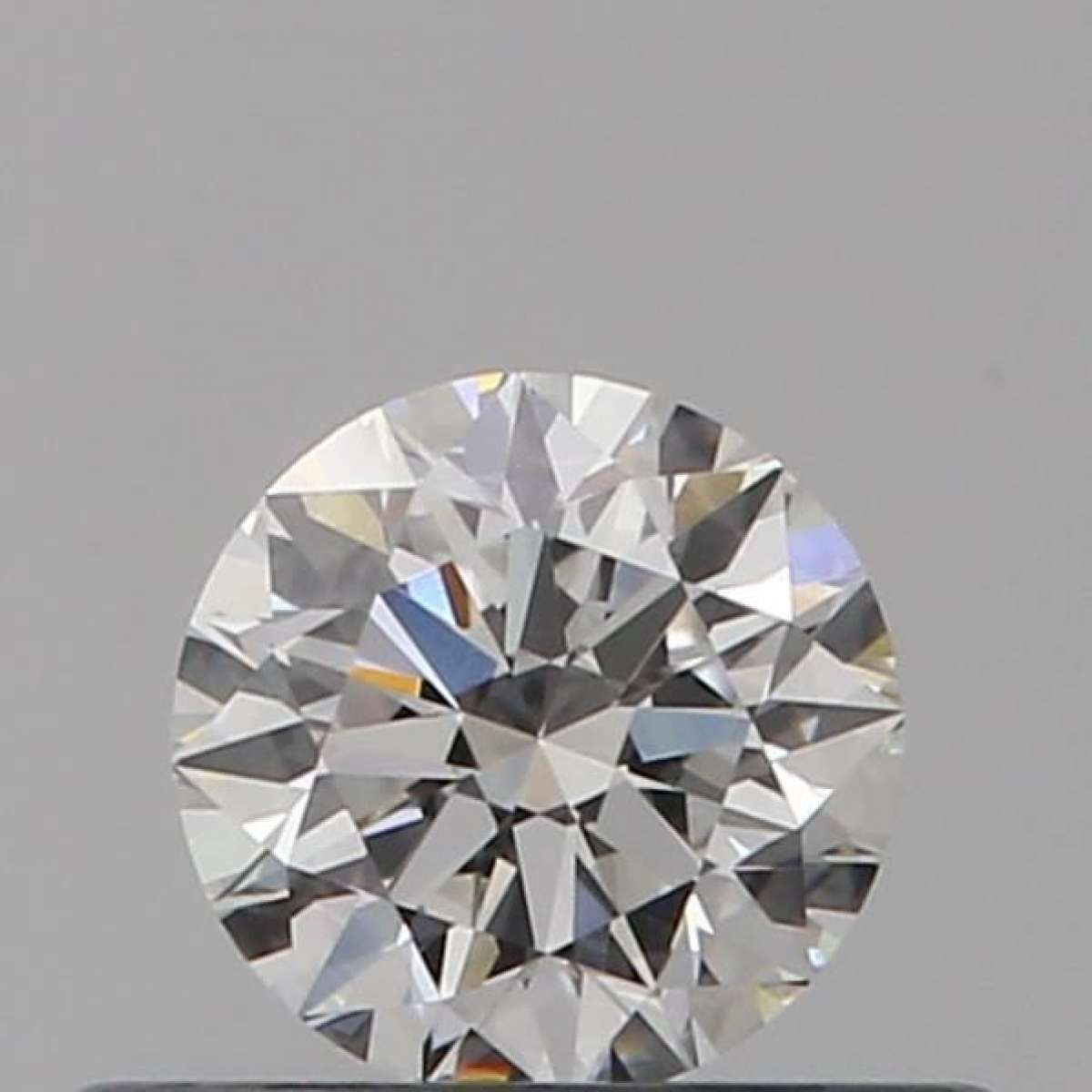 Diamante Certificato GIA Carati 0.31 Colore E Purezza VVS2  EX  EX  EX Fluorescenza NON Brown No Green No Milky No EyeClean 100%