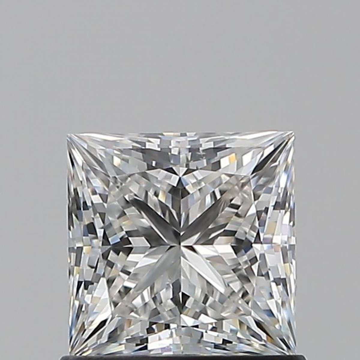 Certified Diamond GIA Carats 1.02 Color F Clarity VS2 - VG VG Fluorescence NON Brown No Green No Milky No EyeClean 100% Certified Diamond GIA Carats 1.02 Color F Clarity VS2 - VG VG Fluorescence NON Brown No Green No Milky No EyeClean 100%