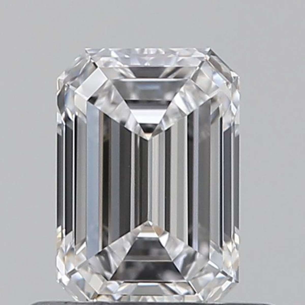 Certified Diamond GIA Carats 0.6 Color D Clarity VVS2 - EX EX Fluorescence NON Brown No Green No Milky No EyeClean 100% Certified Diamond GIA Carats 0.6 Color D Clarity VVS2 - EX EX Fluorescence NON Brown No Green No Milky No EyeClean 100%