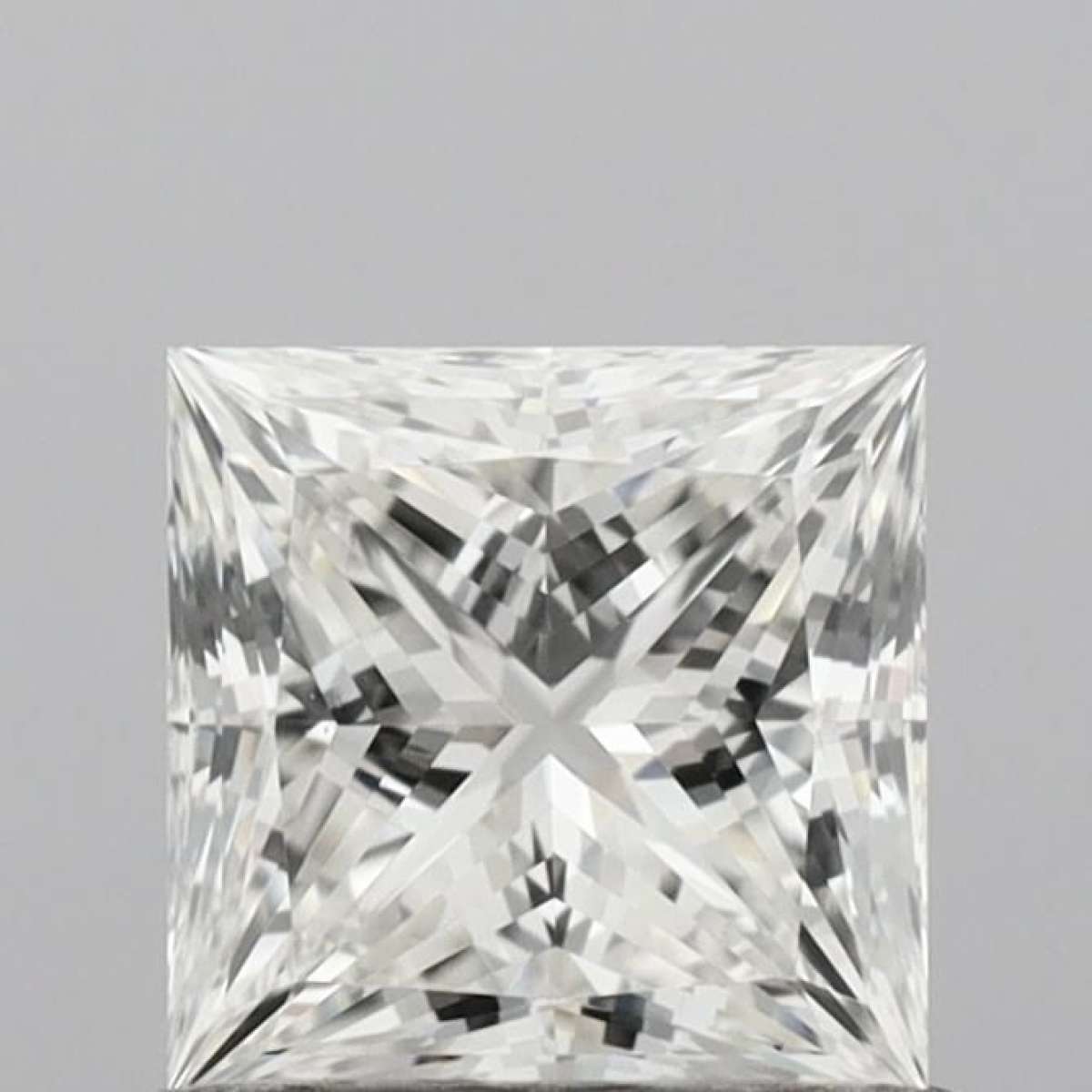 Certified Diamond IGI Carats 0.71 Color G Clarity VVS1  -  EX  EX Fluorescence NON Brown No Green No Milky No EyeClean 100%