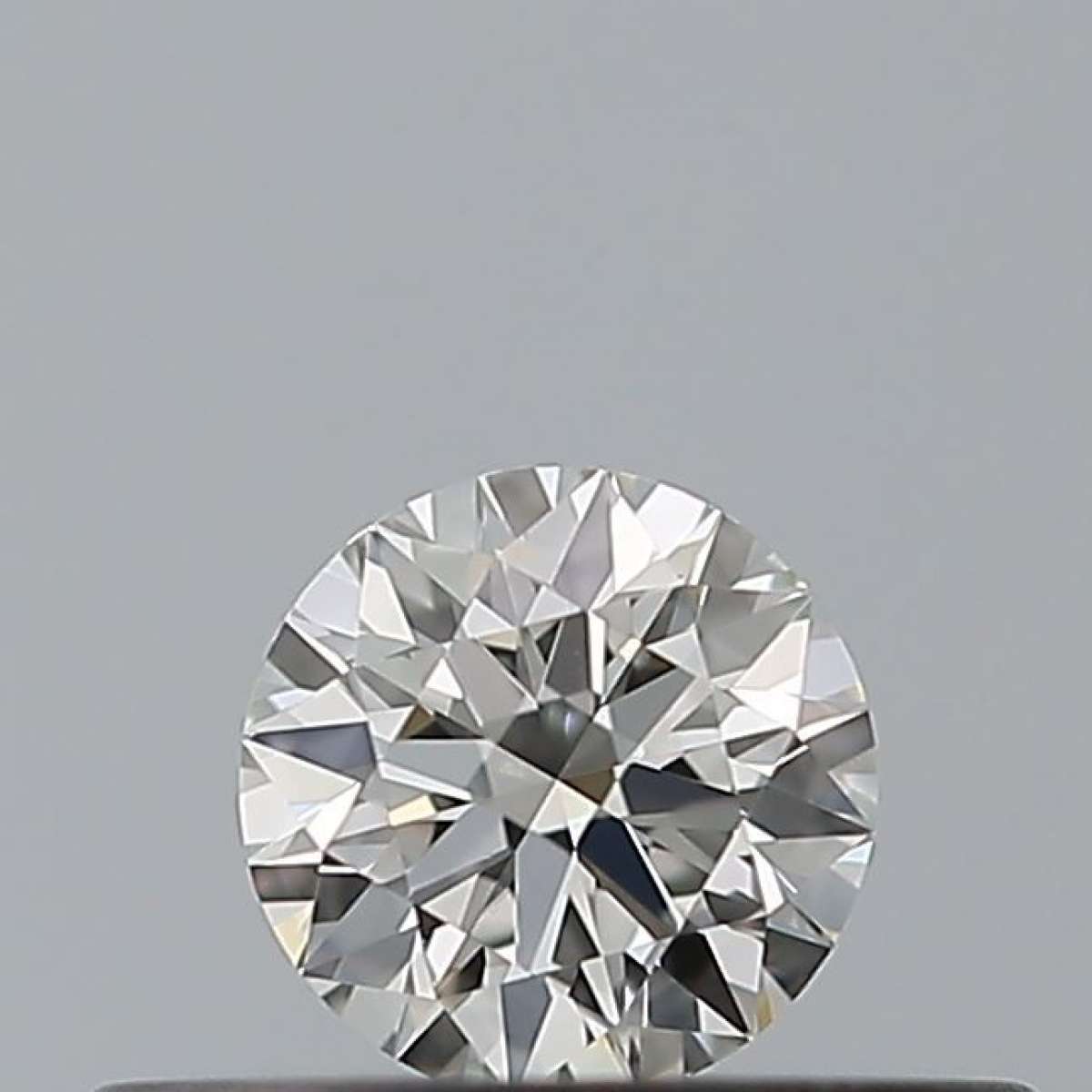 Certified Diamond IGI Carats 0.18 Color G Clarity VVS1  EX  EX  EX Fluorescence NON Brown No Milky No EyeClean 100%