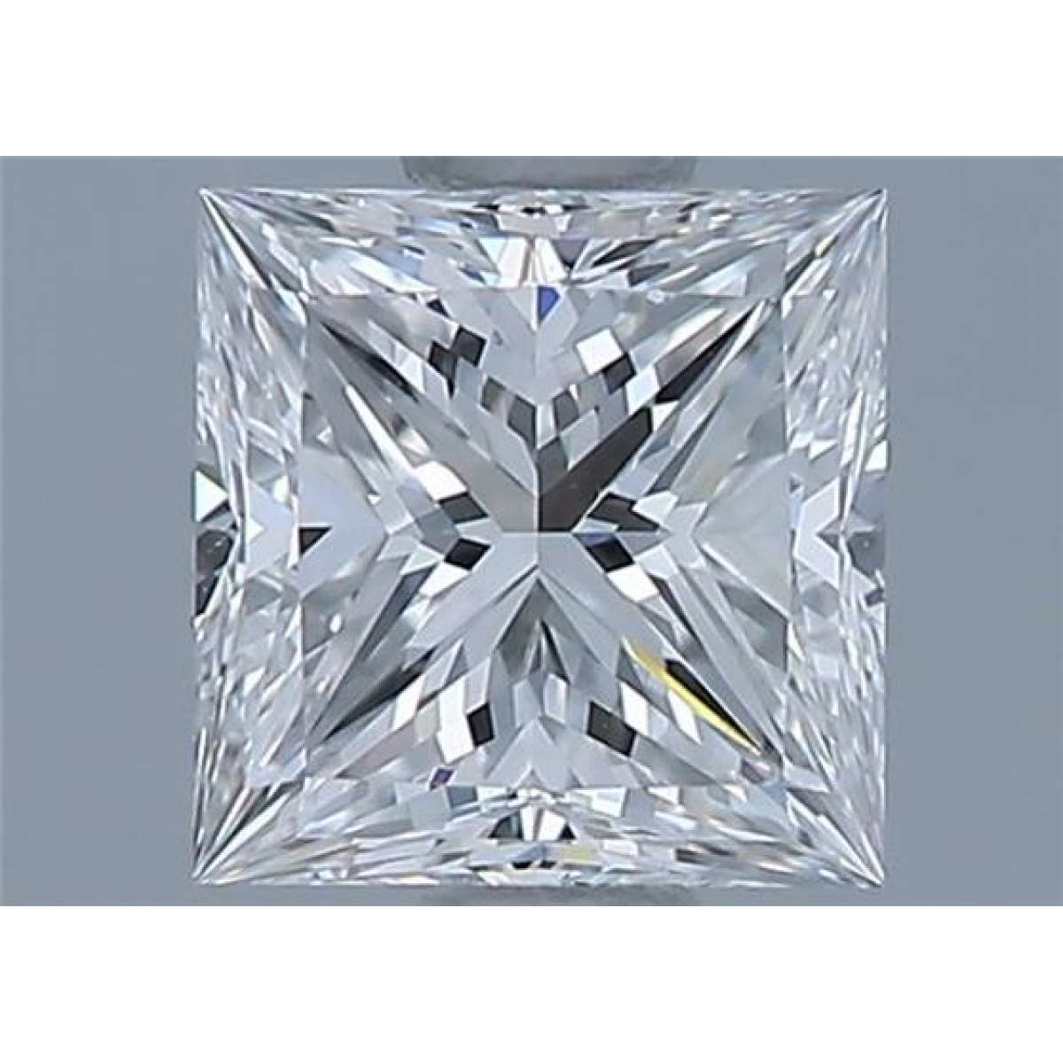 Certified Diamond GIA Carats 0.71 Color E Clarity VVS2  -  EX  EX Fluorescence FNT Brown No Green No Milky No EyeClean 100%