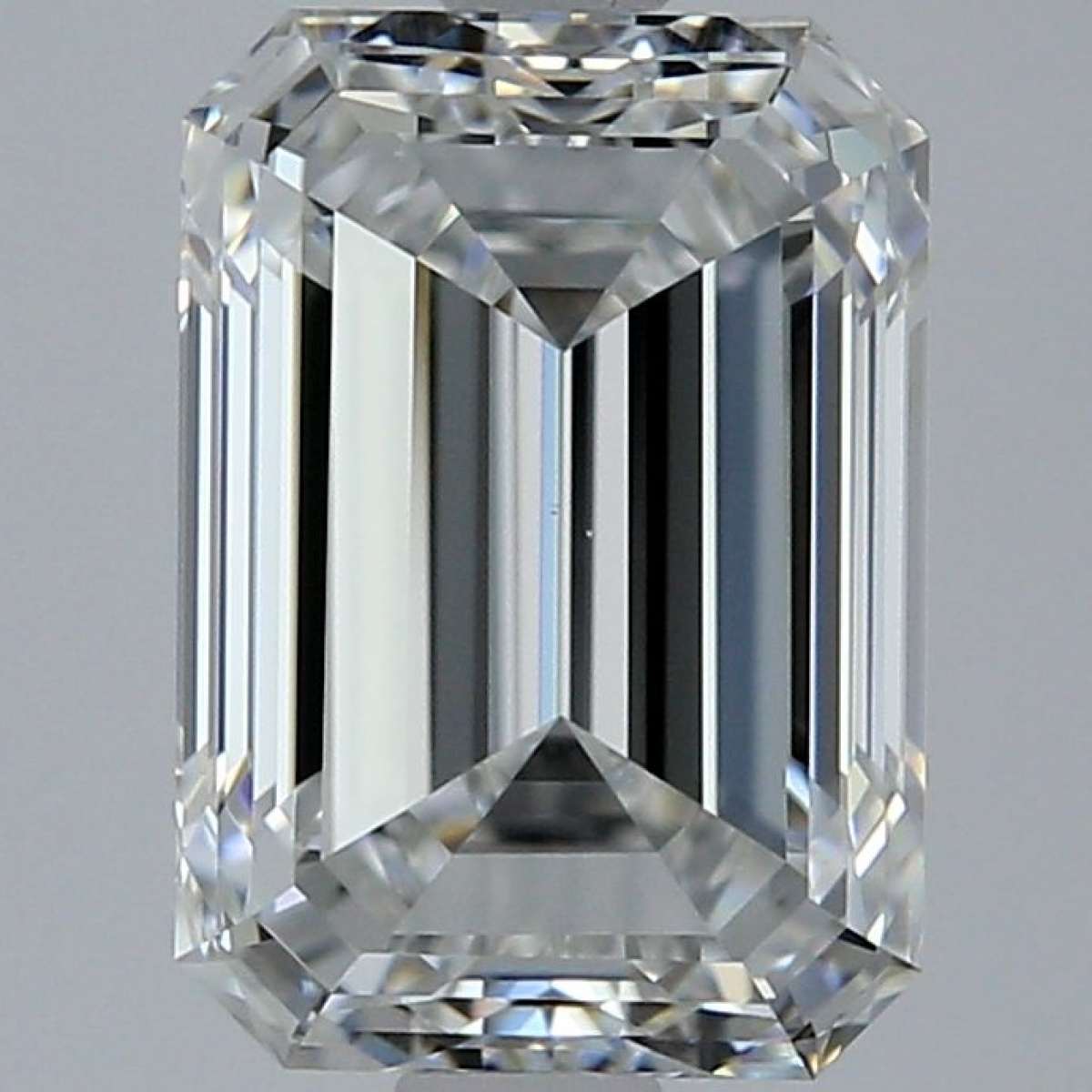 Certified Diamond GIA Carats 1.5 Color F Clarity VS1  -  EX  VG Fluorescence NON Brown No Green No Milky No EyeClean 100%