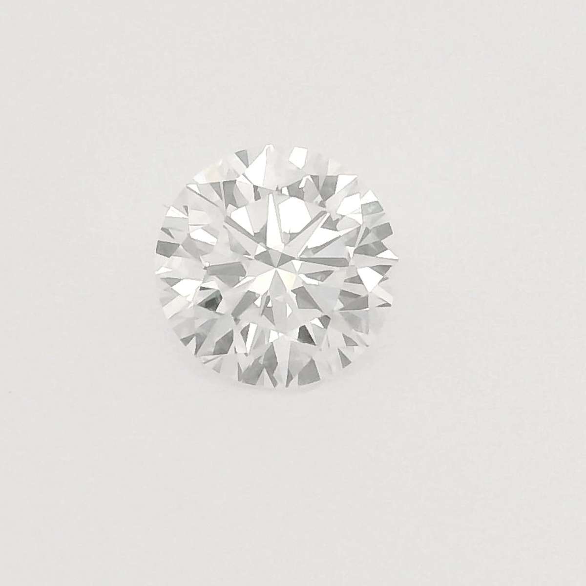 Certified Diamond GIA Carats 0.6 Color H Clarity VVS1 EX EX EX Fluorescence NON Brown No Green No Milky No EyeClean 100% Certified Diamond GIA Carats 0.6 Color H Clarity VVS1 EX EX EX Fluorescence NON Brown No Green No Milky No EyeClean 100%