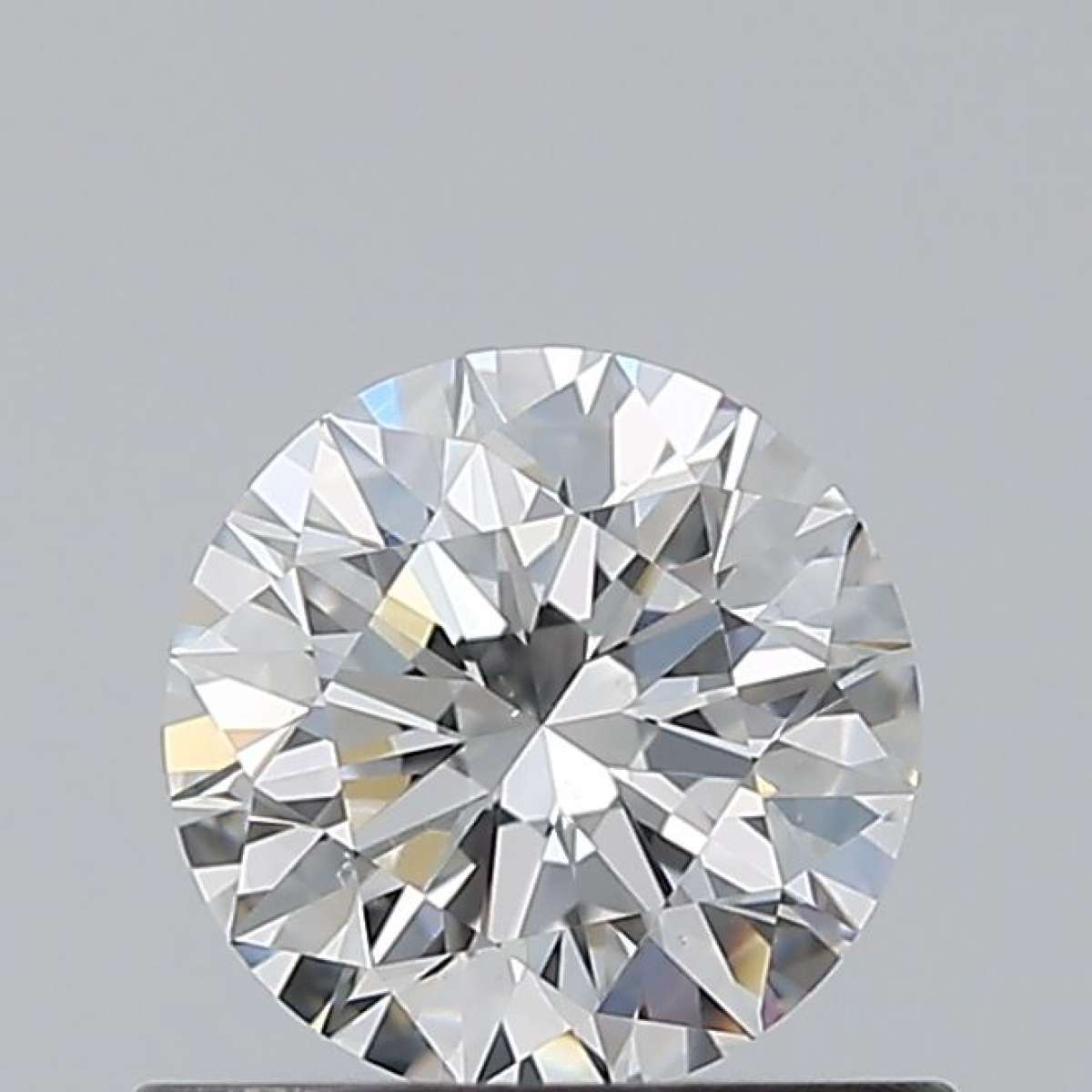 Certified Diamond GIA Carats 0.6 Color E Clarity VS2 EX EX EX Fluorescence NON Brown No Green No Milky No EyeClean 100% Certified Diamond GIA Carats 0.6 Color E Clarity VS2 EX EX EX Fluorescence NON Brown No Green No Milky No EyeClean 100%