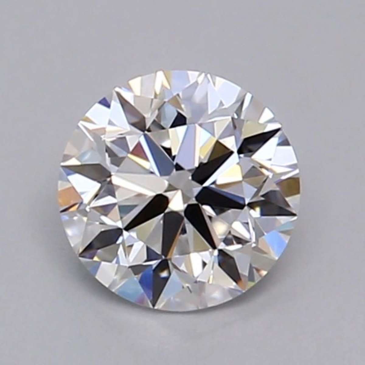 Certified Diamond GIA Carats 0.4 Color D Clarity VS1 VG VG VG Fluorescence NON Brown No Green No Milky No EyeClean 100% Certified Diamond GIA Carats 0.4 Color D Clarity VS1 VG VG VG Fluorescence NON Brown No Green No Milky No EyeClean 100%