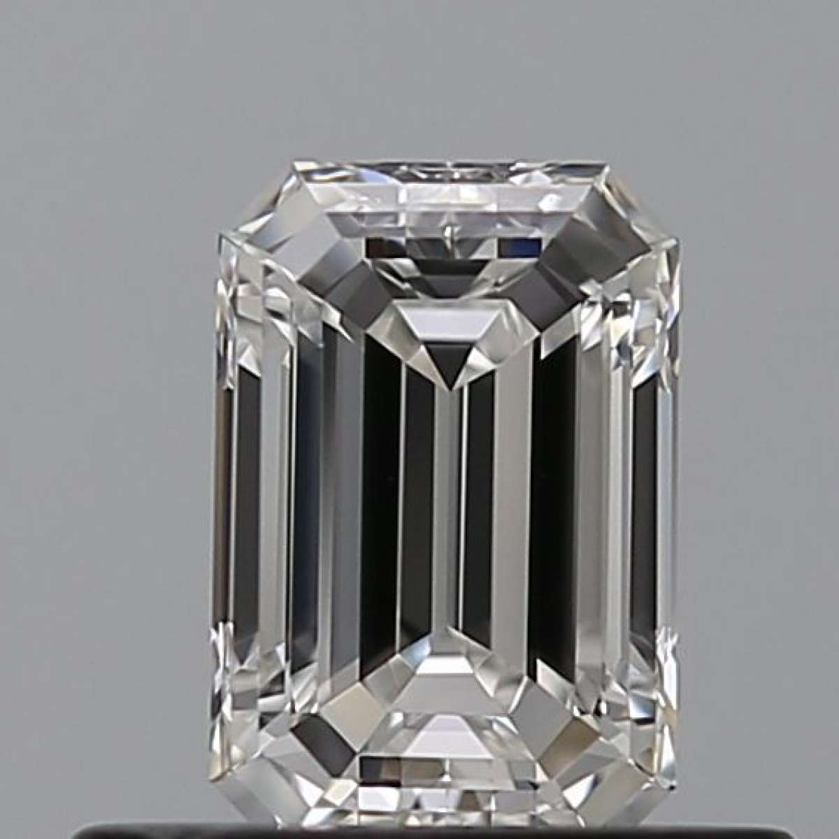 Certified Diamond GIA Carats 0.5 Color F Clarity VVS1 - EX VG Fluorescence NON Brown No Green No Milky No EyeClean 100% Certified Diamond GIA Carats 0.5 Color F Clarity VVS1 - EX VG Fluorescence NON Brown No Green No Milky No EyeClean 100%