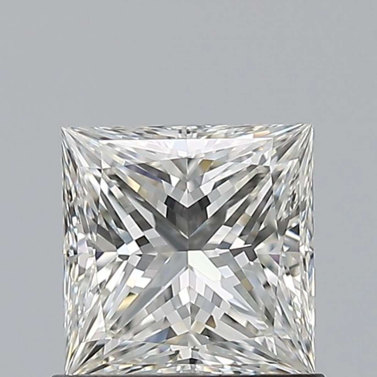 Certified Diamond GIA Carats 0.9 Color H Clarity VS1 - EX VG Fluorescence NON Brown No Green No Milky No EyeClean 100% Certified Diamond GIA Carats 0.9 Color H Clarity VS1 - EX VG Fluorescence NON Brown No Green No Milky No EyeClean 100%