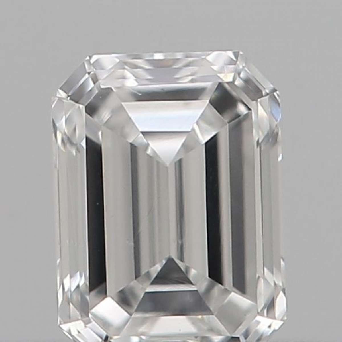 Certified Diamond IGI Carats 0.19 Color F Clarity VS1 - VG VG Fluorescence NON Brown No Green No Milky No EyeClean 100% Certified Diamond IGI Carats 0.19 Color F Clarity VS1 - VG VG Fluorescence NON Brown No Green No Milky No EyeClean 100%