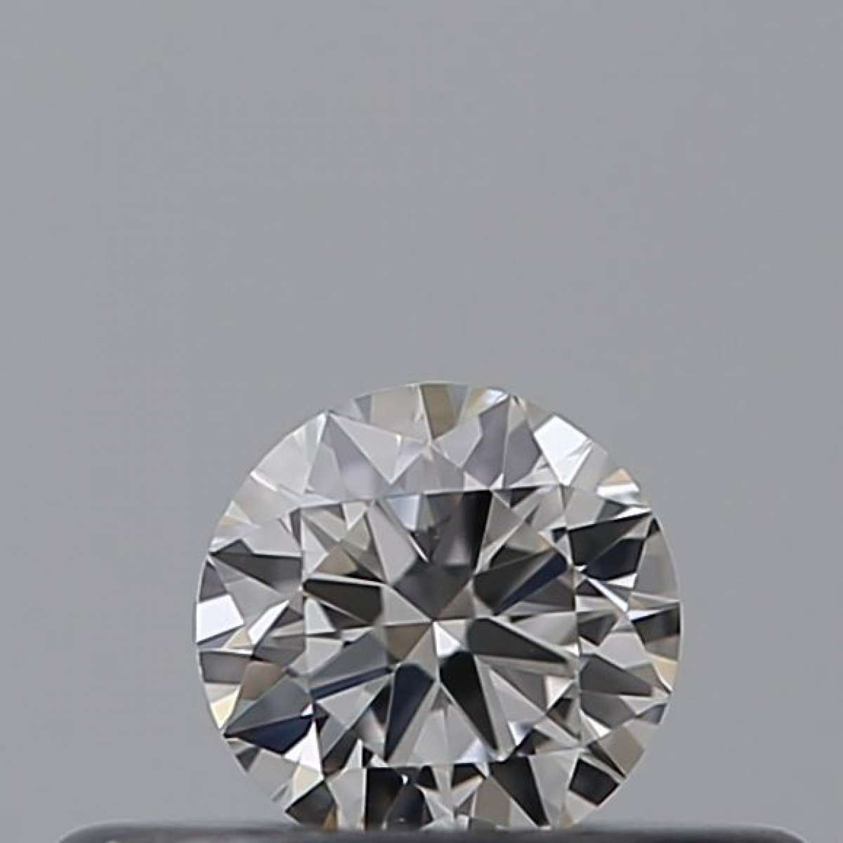 Certified Diamond IGI Carats 0.18 Color E Clarity VVS1  VG  EX  EX Fluorescence NON Brown No Green No Milky No EyeClean 100%