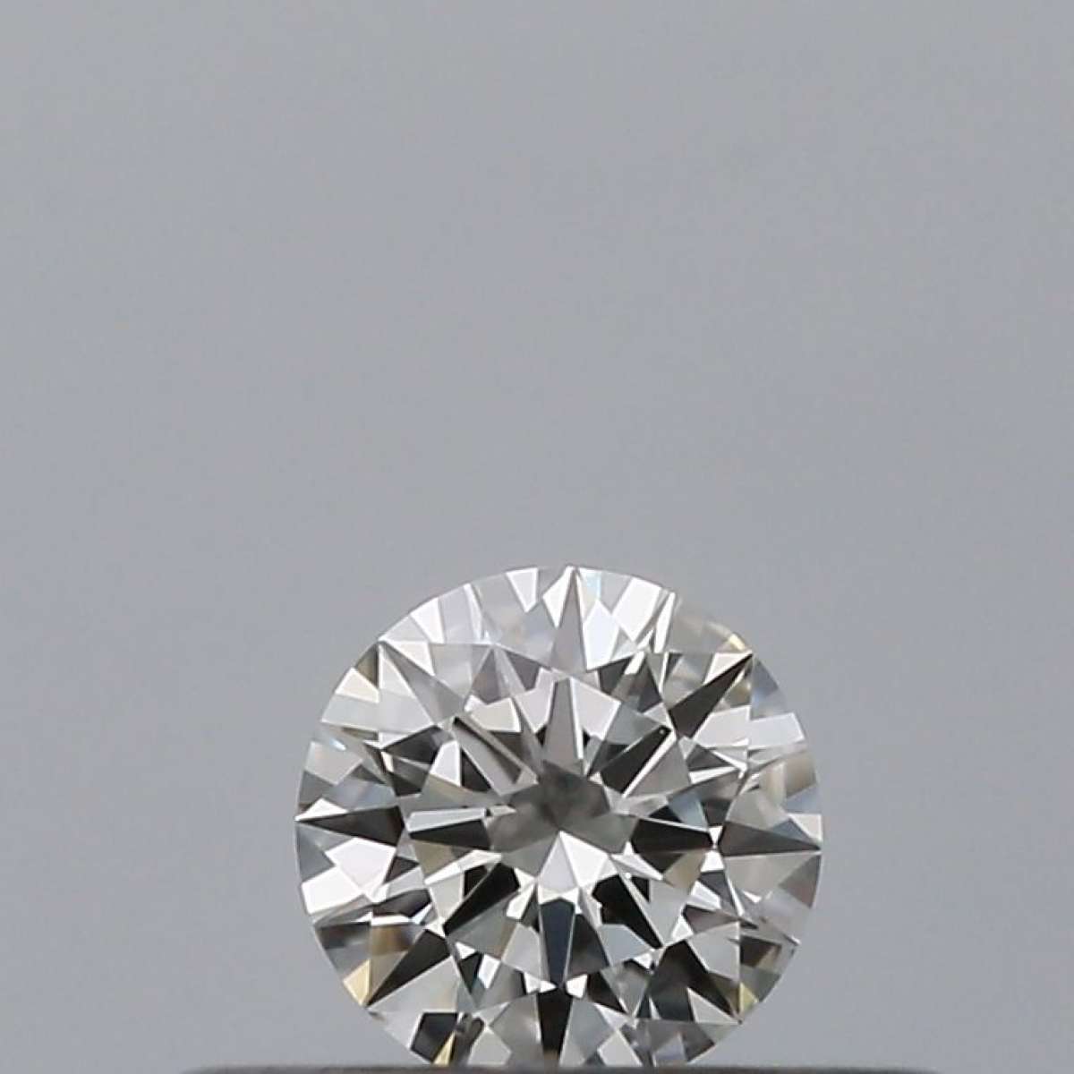 Diamante Certificato GIA Carati 0.18 Colore G Purezza VVS2  EX  EX  EX Fluorescenza NON Brown No Milky No EyeClean 100%