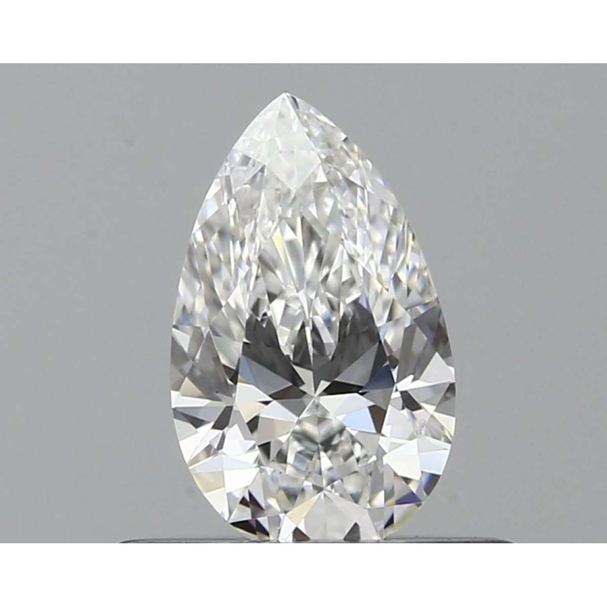 Diamante Certificato GIA Carati 0.36 Colore E Purezza VVS2 - EX VG Fluorescenza FNT Brown No Green No Milky No EyeClean 100% Diamante Certificato GIA Carati 0.36 Colore E Purezza VVS2 - EX VG Fluorescenza FNT Brown No Green No Milky No EyeClean 100%