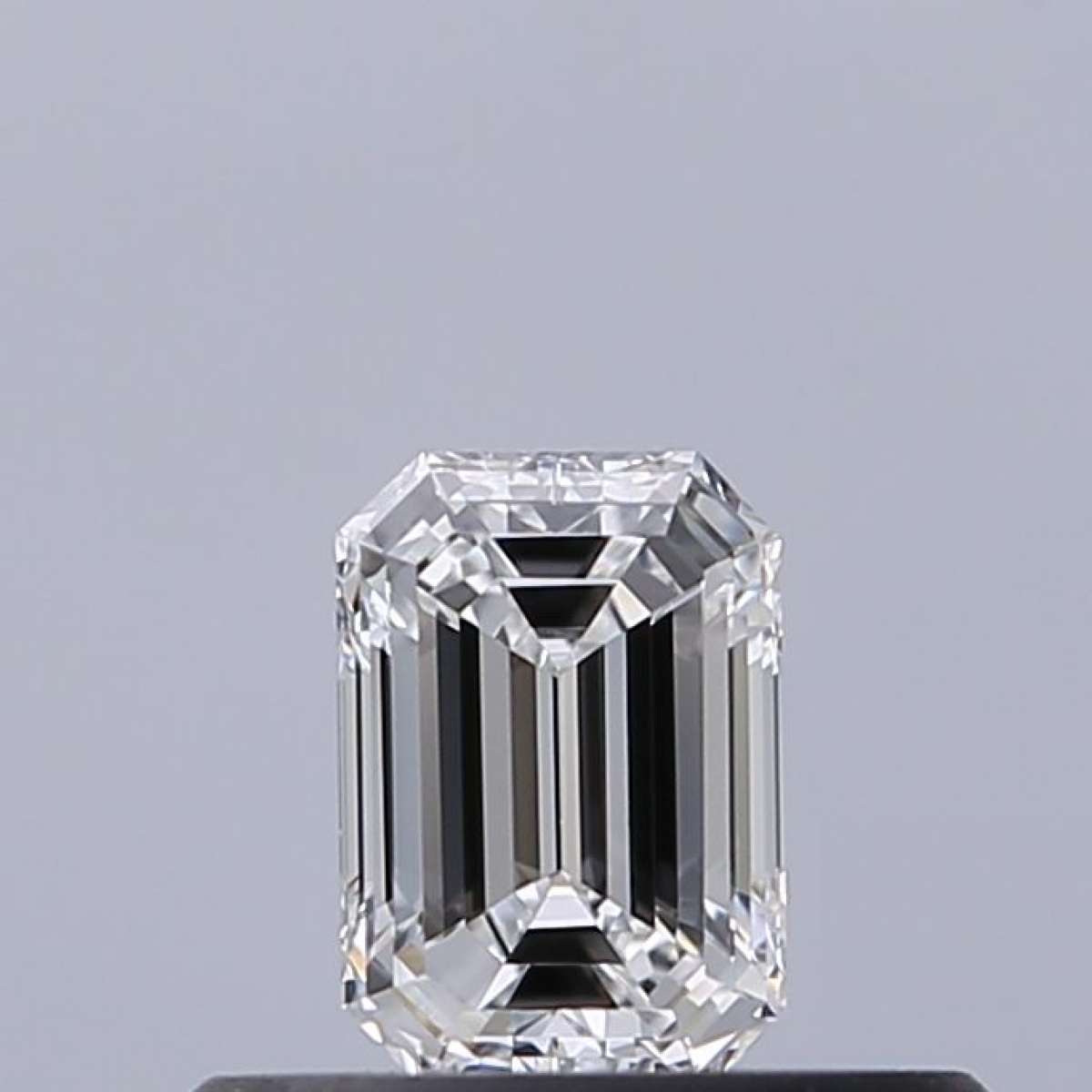 Certified Diamond GIA Carats 0.3 Color E Clarity VVS1 - EX VG Fluorescence NON Brown No Green No Milky No EyeClean 100% Certified Diamond GIA Carats 0.3 Color E Clarity VVS1 - EX VG Fluorescence NON Brown No Green No Milky No EyeClean 100%