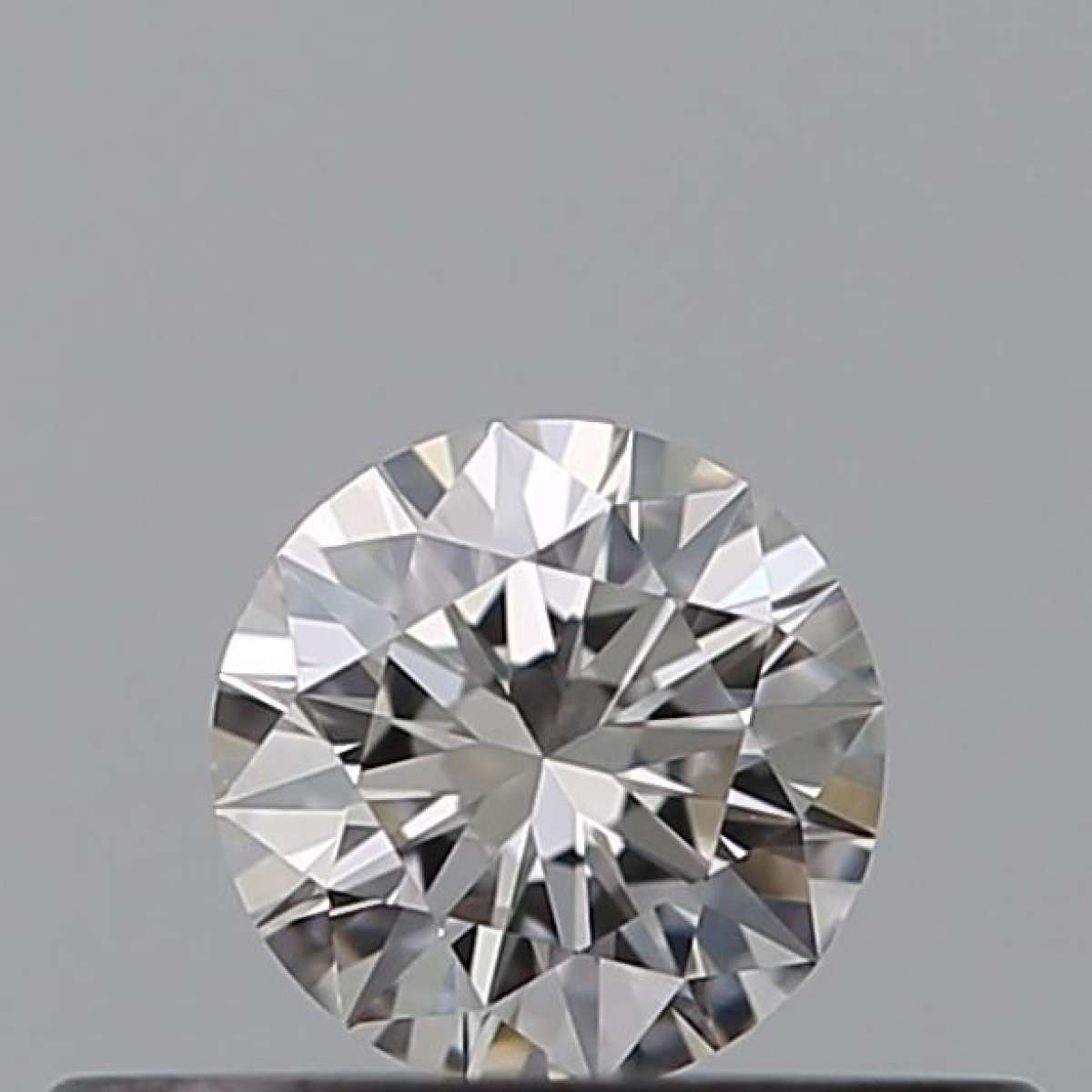 Certified Diamond GIA Carats 0.18 Color G Clarity VVS2  EX  EX  EX Fluorescence NON Brown No Milky No EyeClean 100% Certified Diamond GIA Carats 0.18 Color G Clarity VVS2  EX  EX  EX Fluorescence NON Brown No Milky No EyeClean 100%