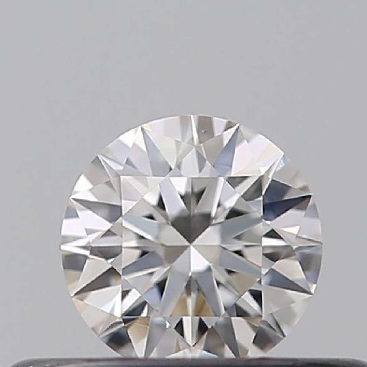 Certified Diamond GIA Carats 0.24 Color F Clarity VS2 EX EX EX Fluorescence NON Brown No Green No Milky No EyeClean 100% Certified Diamond GIA Carats 0.24 Color F Clarity VS2 EX EX EX Fluorescence NON Brown No Green No Milky No EyeClean 100%