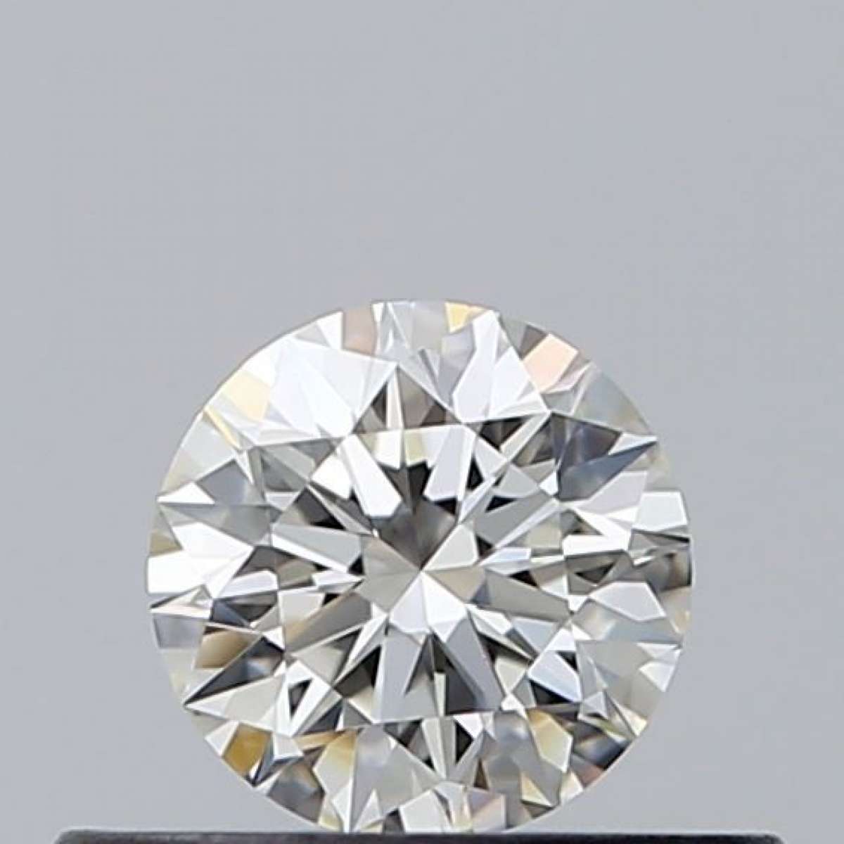 Certified Diamond GIA Carats 0.32 Color H Clarity VVS2 EX EX VG Fluorescence NON Brown No Green No Milky No EyeClean 100% Certified Diamond GIA Carats 0.32 Color H Clarity VVS2 EX EX VG Fluorescence NON Brown No Green No Milky No EyeClean 100%