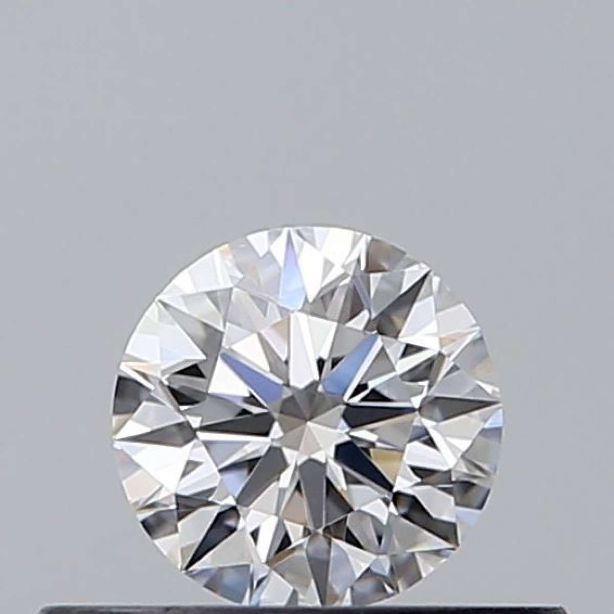 Diamante Certificato GIA Carati 0.31 Colore D Purezza VS1  EX  EX  VG Fluorescenza FNT Brown No Green No Milky No EyeClean 100%