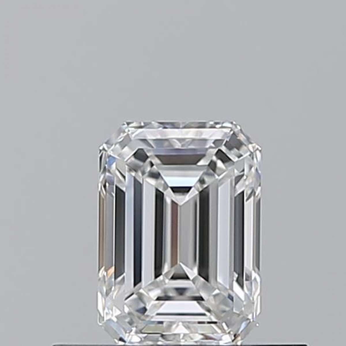 Diamante Certificato GIA Carati 0.5 Colore E Purezza IF - EX VG Fluorescenza NON Brown No Green No Milky No EyeClean 100% Diamante Certificato GIA Carati 0.5 Colore E Purezza IF - EX VG Fluorescenza NON Brown No Green No Milky No EyeClean 100%