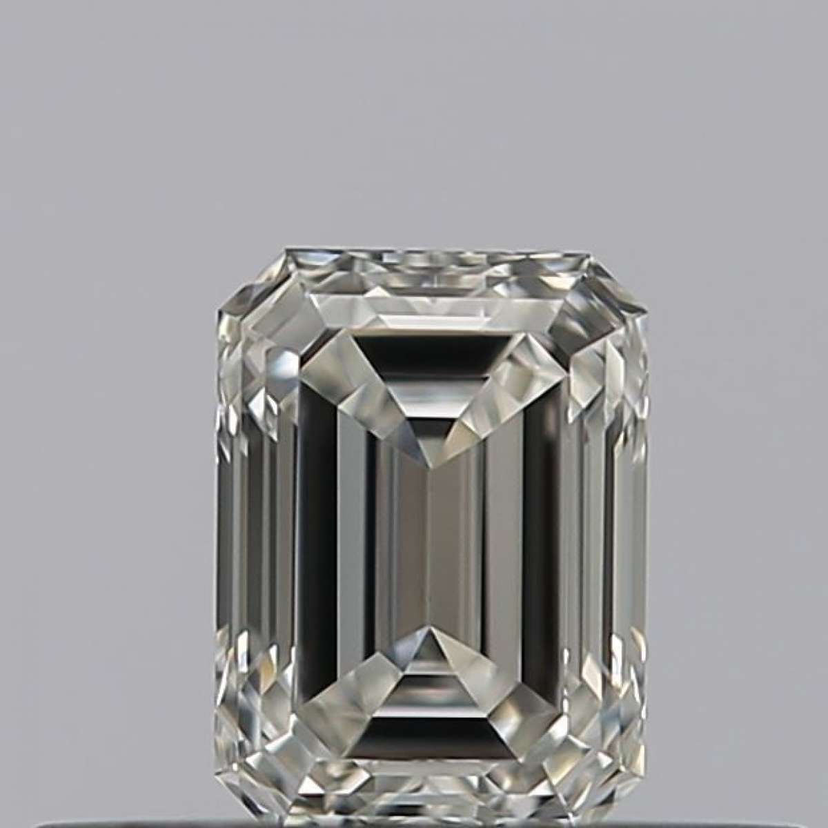 Diamante Certificato GIA Carati 0.31 Colore G Purezza IF  -  EX  VG Fluorescenza NON Brown No Milky No EyeClean 100%