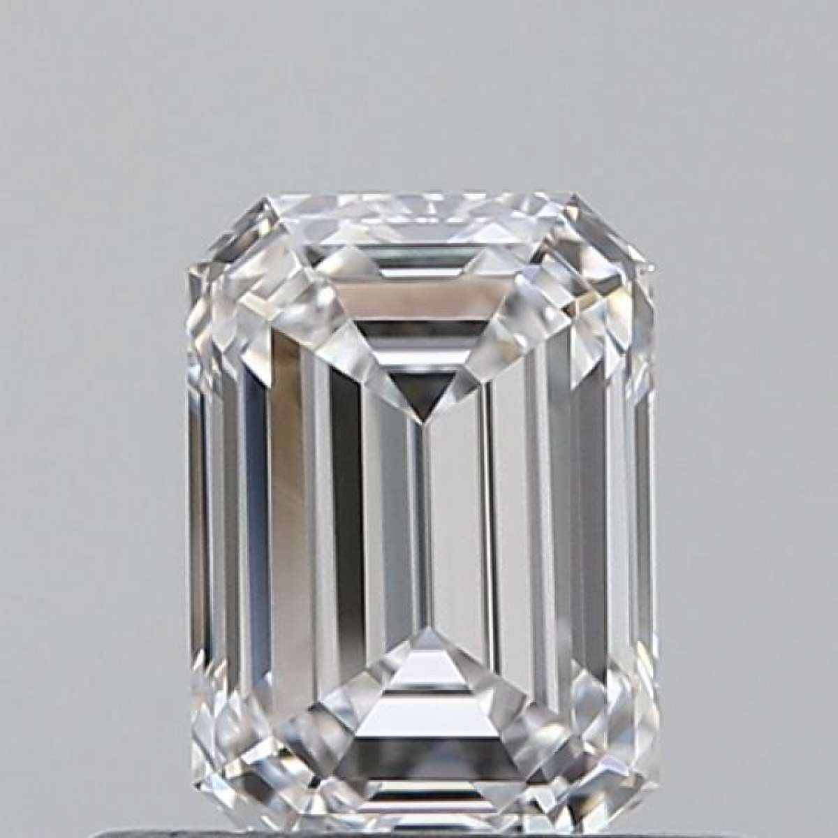 Certified Diamond GIA Carats 0.5 Color D Clarity VVS1 - EX EX Fluorescence NON Brown No Green No Milky No EyeClean 100% Certified Diamond GIA Carats 0.5 Color D Clarity VVS1 - EX EX Fluorescence NON Brown No Green No Milky No EyeClean 100%