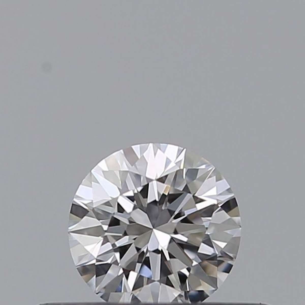 Diamante Certificato GIA Carati 0.26 Colore D Purezza VVS2 EX EX EX Fluorescenza NON Brown No Green No Milky No EyeClean 100% Diamante Certificato GIA Carati 0.26 Colore D Purezza VVS2 EX EX EX Fluorescenza NON Brown No Green No Milky No EyeClean 100%