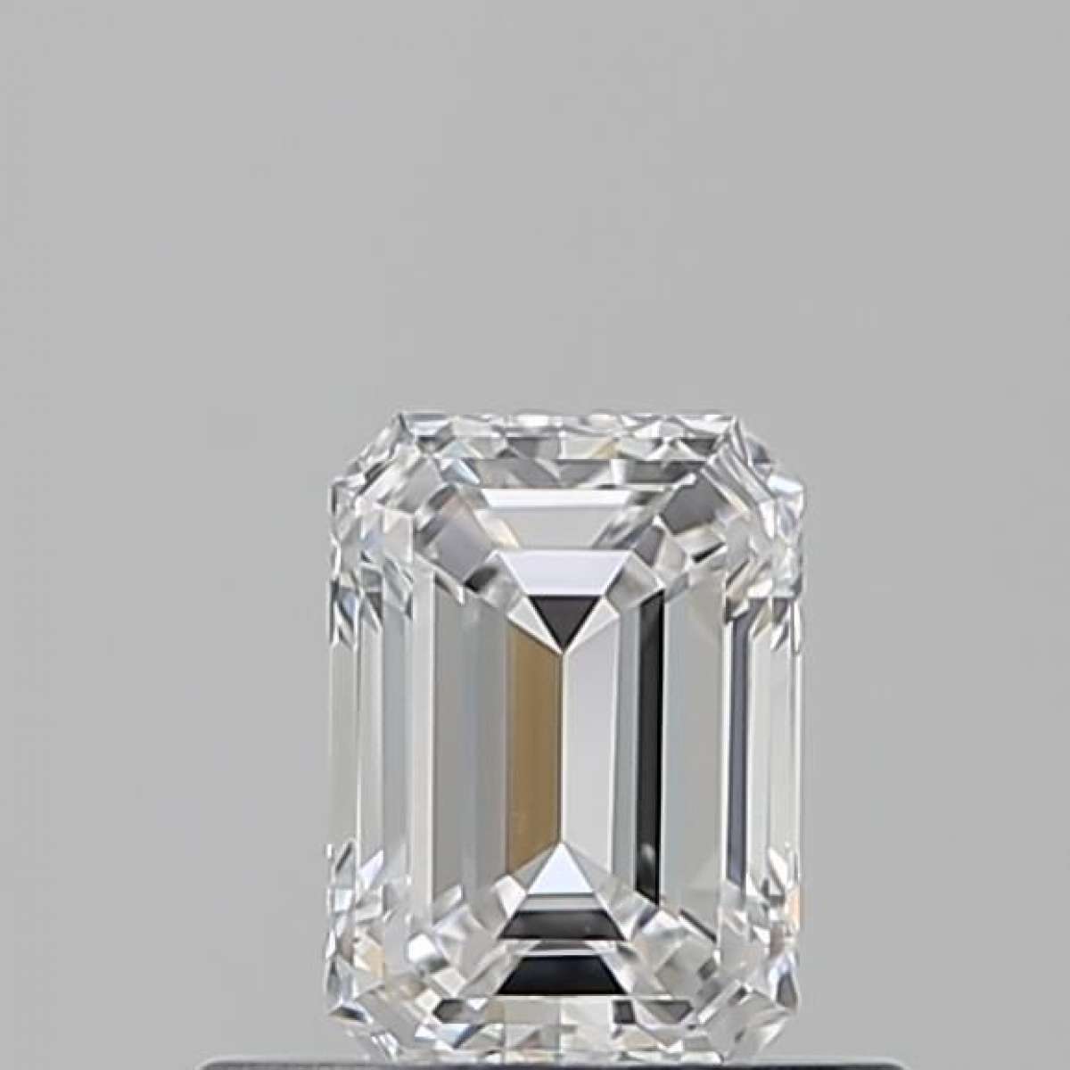 Certified Diamond GIA Carats 0.51 Color D Clarity VVS2 - VG VG Fluorescence FNT Brown No Green No Milky No EyeClean 100% Certified Diamond GIA Carats 0.51 Color D Clarity VVS2 - VG VG Fluorescence FNT Brown No Green No Milky No EyeClean 100%