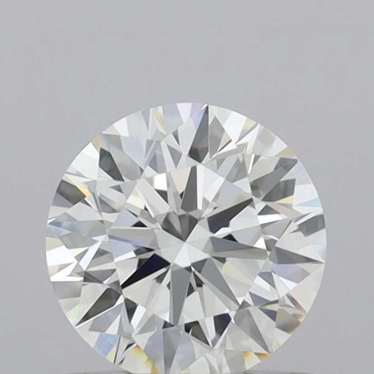 Diamante Certificato GIA Carati 0.65 Colore F Purezza VVS1 EX EX EX Fluorescenza NON Brown No Green No Milky No EyeClean 100% Diamante Certificato GIA Carati 0.65 Colore F Purezza VVS1 EX EX EX Fluorescenza NON Brown No Green No Milky No EyeClean 100%