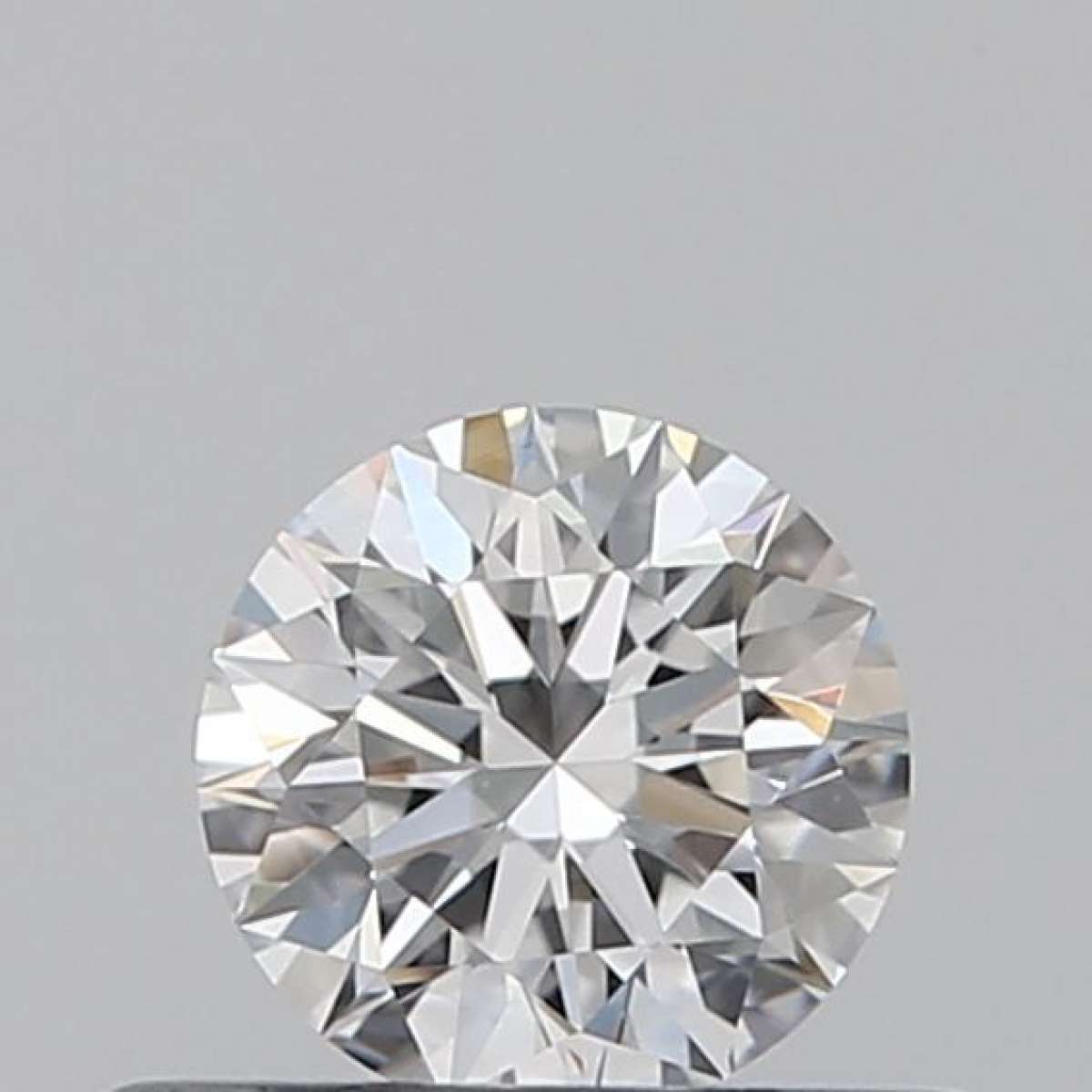 Certified Diamond GIA Carats 0.32 Color E Clarity VS1 EX EX EX Fluorescence NON Brown No Green No Milky No EyeClean 100% Certified Diamond GIA Carats 0.32 Color E Clarity VS1 EX EX EX Fluorescence NON Brown No Green No Milky No EyeClean 100%