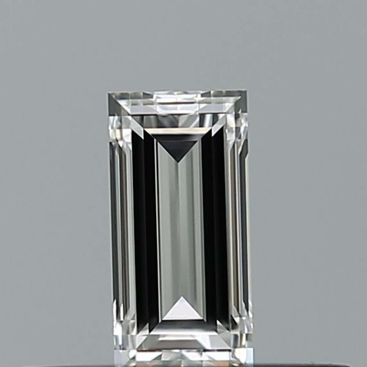 Certified Diamond GIA Carats 0.23 Color E Clarity VVS1 - EX VG Fluorescence NON Brown No Green No Milky No EyeClean 100% Certified Diamond GIA Carats 0.23 Color E Clarity VVS1 - EX VG Fluorescence NON Brown No Green No Milky No EyeClean 100%