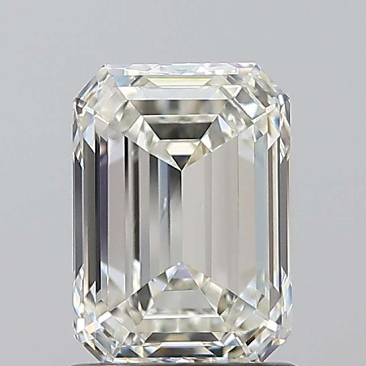 Certified Diamond IGI Carats 1.5 Color G Clarity VS1 - EX EX Fluorescence NON Brown No Green No Milky No EyeClean 100% Certified Diamond IGI Carats 1.5 Color G Clarity VS1 - EX EX Fluorescence NON Brown No Green No Milky No EyeClean 100%