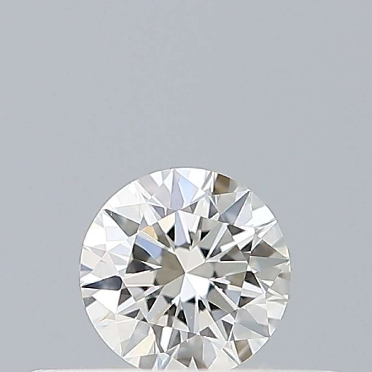 Diamante Certificato GIA Carati 0.18 Colore G Purezza VS1 VG VG VG Fluorescenza NON Brown No Green No Milky No EyeClean 100% Diamante Certificato GIA Carati 0.18 Colore G Purezza VS1 VG VG VG Fluorescenza NON Brown No Green No Milky No EyeClean 100%