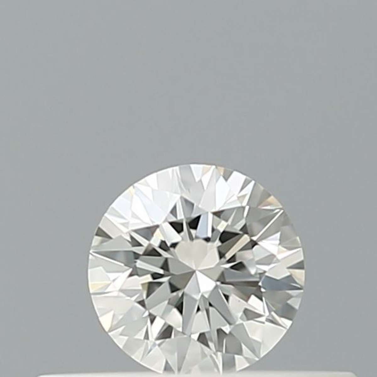 Certified Diamond IGI Carats 0.19 Color F Clarity VVS2  EX  EX  EX Fluorescence NON Brown No Milky No EyeClean 100%