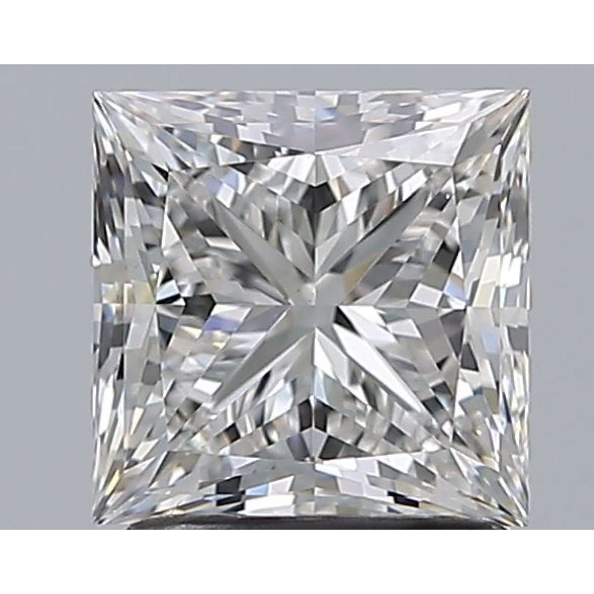 Diamante Certificato GIA Carati 1.81 Colore F Purezza VS2  -  EX  EX Fluorescenza NON Brown No Green No Milky No EyeClean 100%