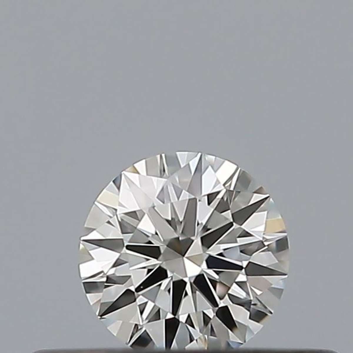 Diamante Certificato GIA Carati 0.19 Colore G Purezza VVS2  EX  EX  EX Fluorescenza NON Brown No Milky No EyeClean 100%