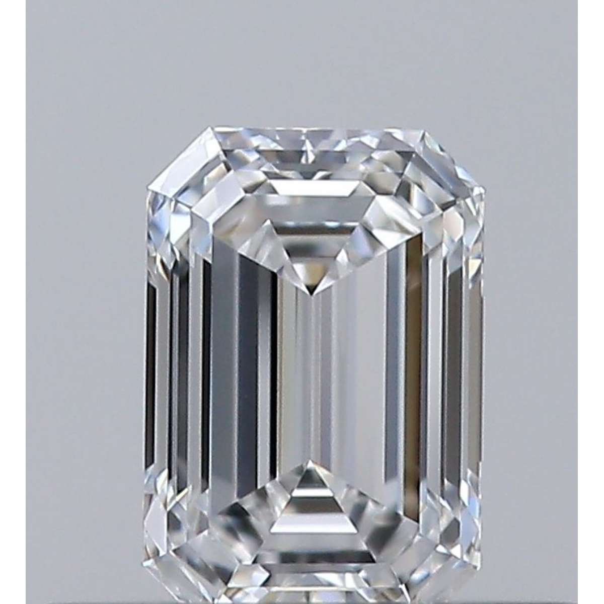 Certified Diamond GIA Carats 0.32 Color E Clarity IF  -  EX  VG Fluorescence NON Brown No Green No Milky No EyeClean 100%